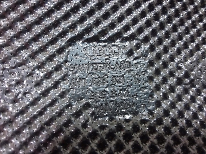 фото №4, Audi a8 d4 защита термическая 4h0825621c