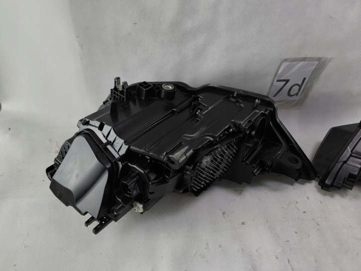 фото №10, Audi a6 c8 полный led левое правое фара передняя 4k0941039c 4k0941040c
