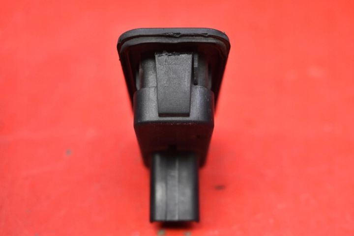 фото №7, Ручка кнопка кришки зад 8200076256 renault modus 1 i 04-07