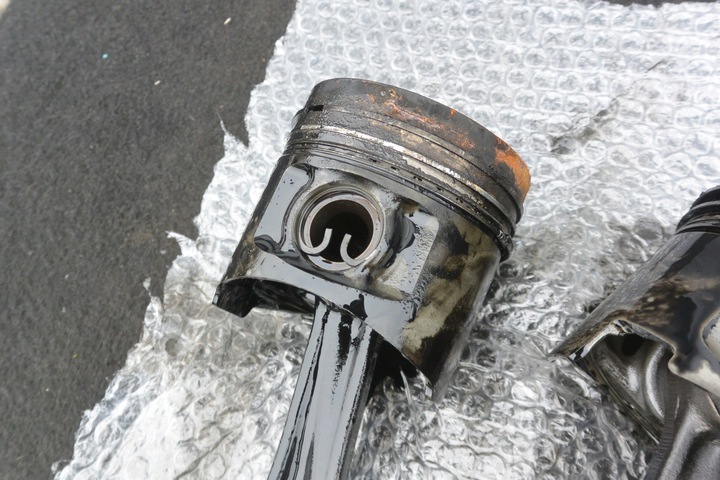 фото №5, Поршень шатун 2.8 td 4m40 номинал mitsubishi pajero delica 91-99