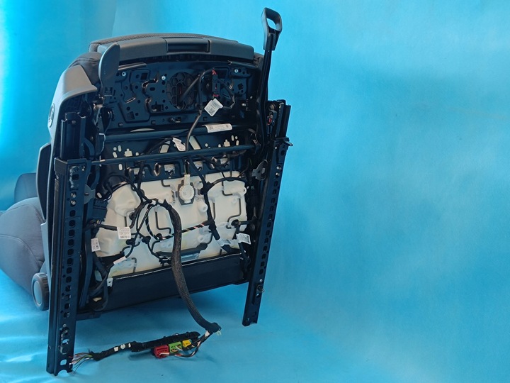 фото №10, Audi a3 8y рестайлинг 1.5 tsi 85kw 2025 r сиденье пассажира gck 8y0881361b 8y0881439