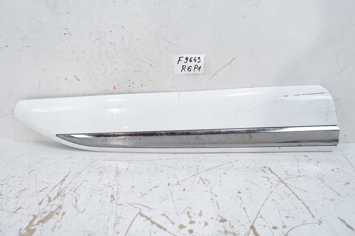 фото №1, Toyota proace city 2019- планка двері праві перед переднє 9835779577