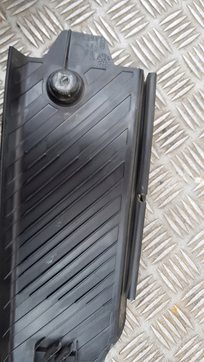 фото №9, Audi a4 b6 підніжка podnóżek 8e1864777 чорна