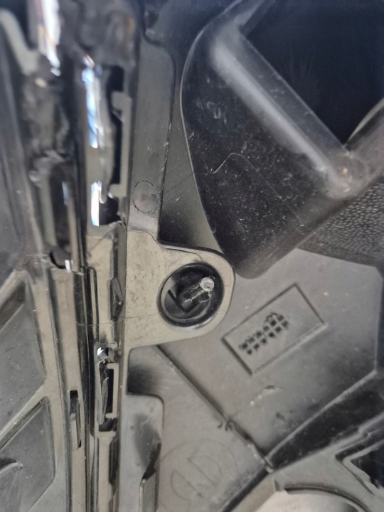 фото №7, Peugeot 2008 ii 2 рестайлінг бампер переднє перед решітка решітка радіатора