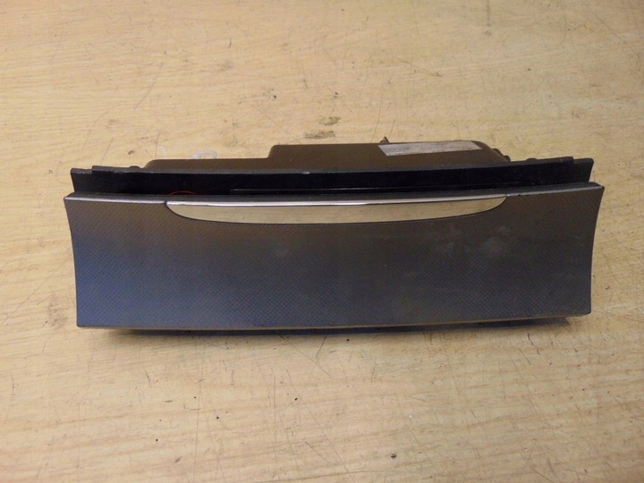 фото №1, Пепельница vw passat b6 3c0863284