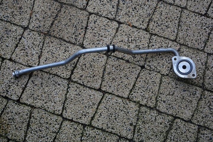 фото №1, Труба водяная audi a8 s8 d4 079121071ck