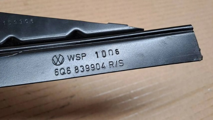 фото №8, Планка дверь 6q6839904r/s правый зад vw polo iv 9n