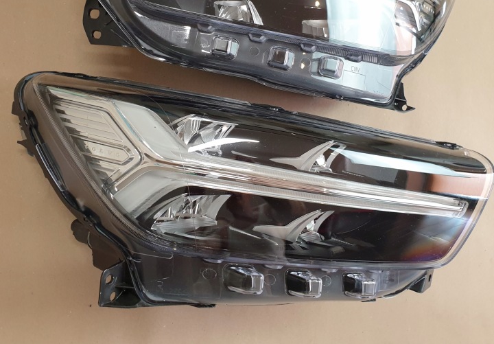 фото №16, Фара левая перед полный led volvo xc40 oem номер uk