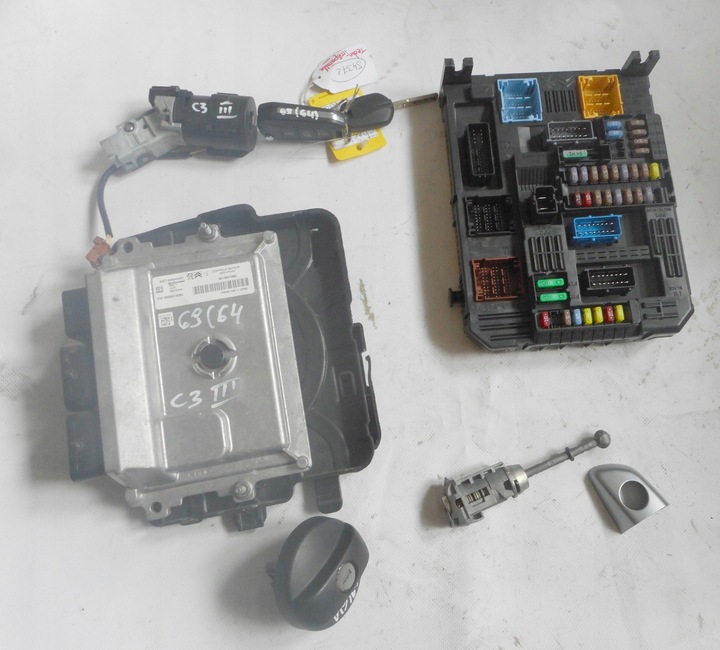 фото №1, Citroen c3 iii 1,2 vti набор компьютер bsi ключ