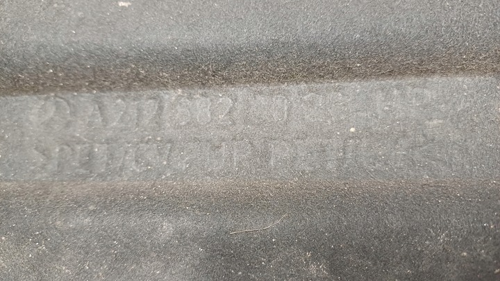 фото №5, Mercedes w212 шумоизоляция капота a2126820026