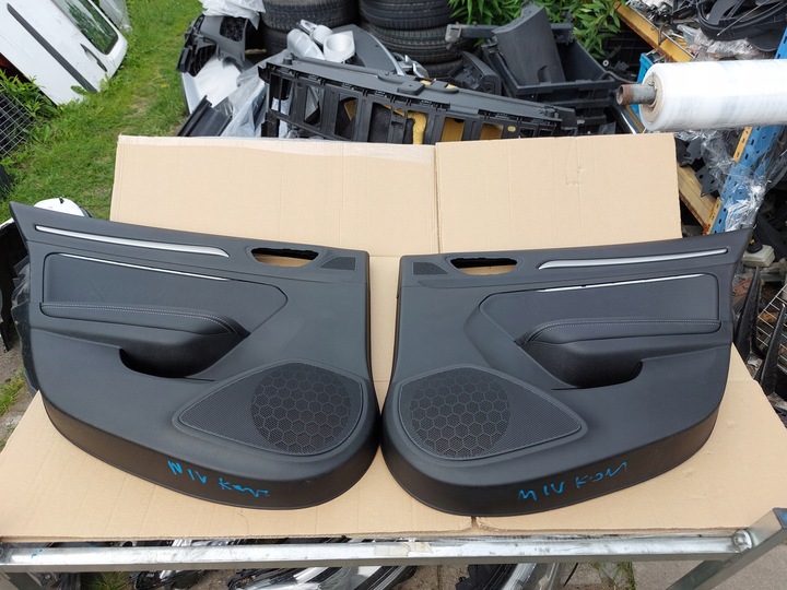 фото №1, Обивка дверь боковина зад megane iv универсал