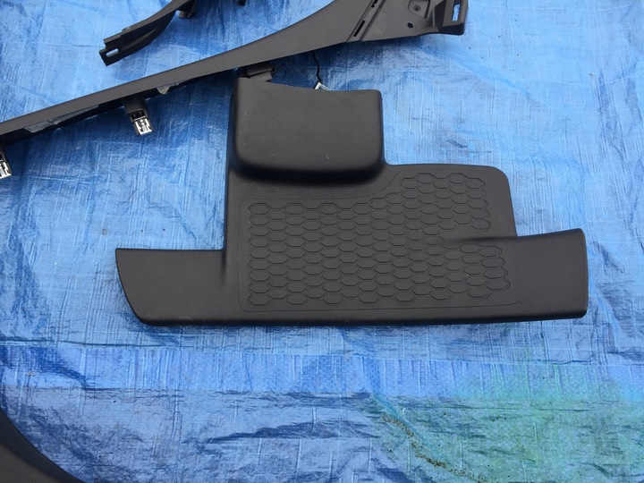 фото №7, Dodge durango 15 16 пластик na стойка порог боковина