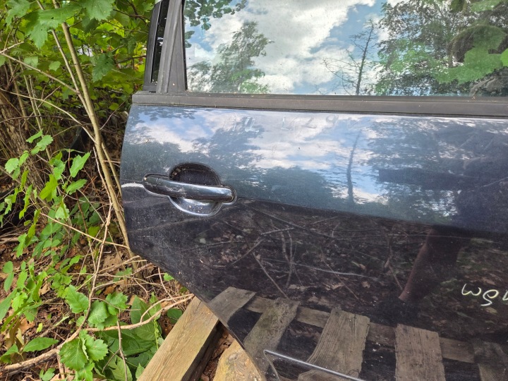 фото №9, Двері праві задні праве зад audi a2 lz9w