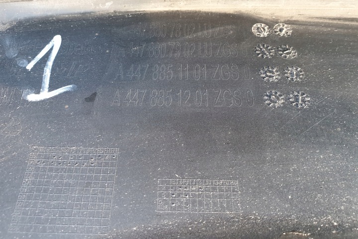 фото №13, Mercedes vito v-klasa w447 447 задній бампер зад