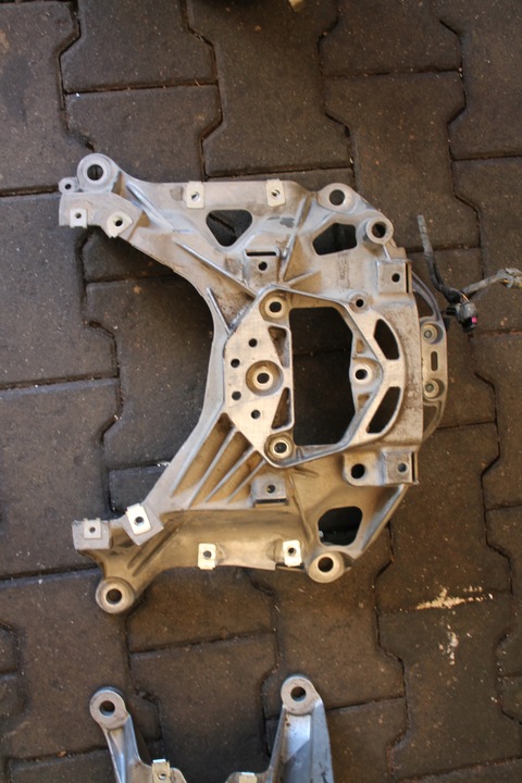 фото №1, Лапи коробки audi a8 3,0 tdi 4n0399262