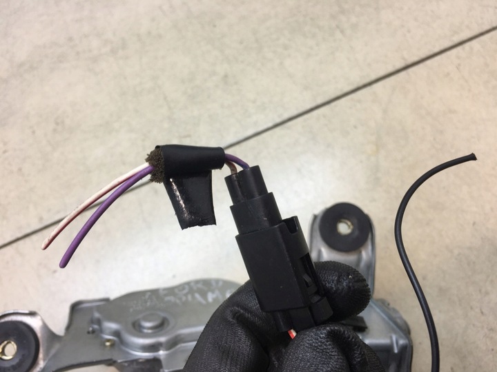 фото №7, Двигунчик двірники зад ford puma 0390201546