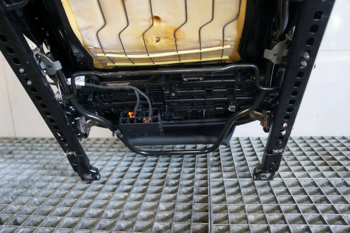 фото №7, Сидіння правий перед переднє пасажира volvo v40 ii шкіра