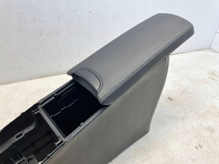 фото №9, #1 avensis t27 рестайлинг t29 подлокотник туннеля среднего кожа чёрный