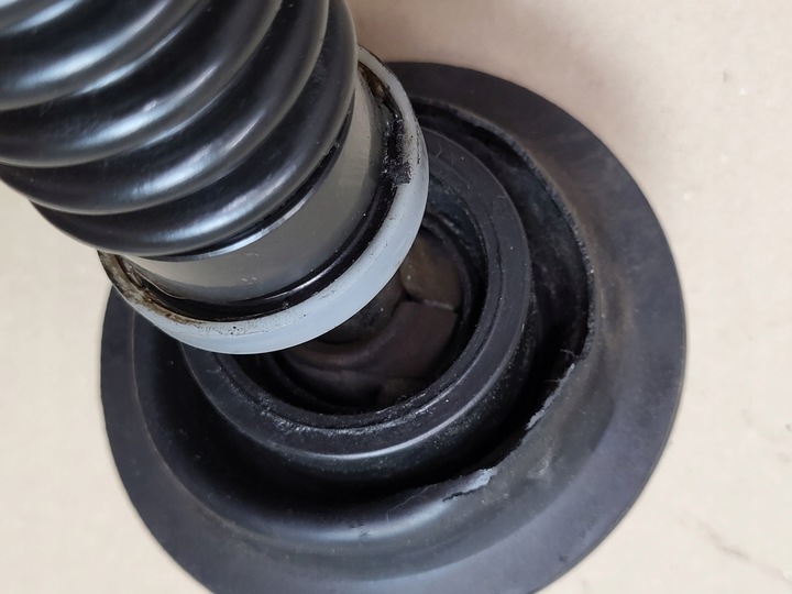 фото №14, Хрестовина нижній шарнір колонки кермового mercedes c-kl 190 w201 оригінальний номер eu