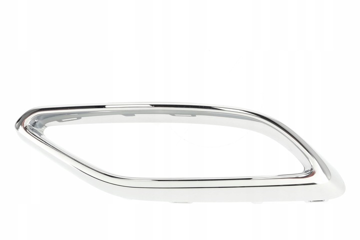 фото №1, Mercedes cla w118 2019 amg права хромована заглушка вихлоп рамка вихлоп