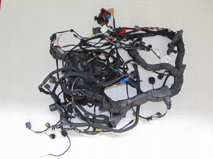 фото №1, Passat b8 рестайлінг установка двигуна 2,0tsi dkz dsg