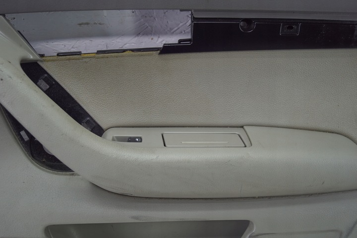 фото №8, Боковина дверь правые зад audi a6 c6 bose кожа