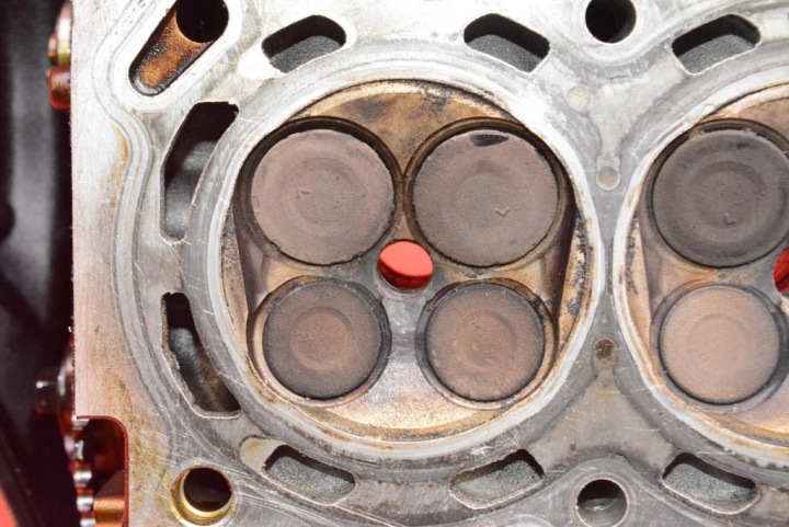 фото №6, Головка двигуна toyota avensis t25 1.8 vvt-i 129 km 02-06