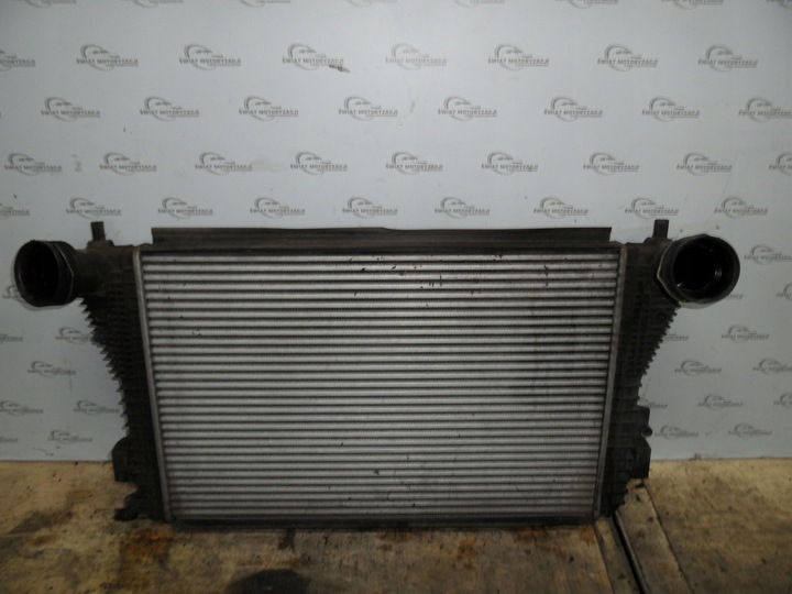 фото №1, Octavia ii рестайлинг 1.9 tdi 10r интеркулер 1k0145803an