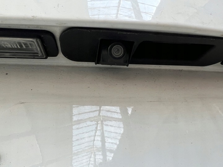 фото №10, Крышка багажника opel zafira c камера