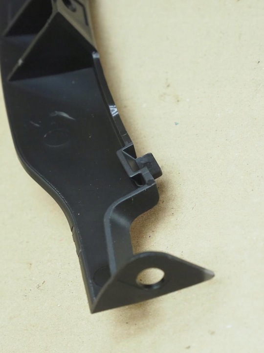 фото №13, Тримач кріплення бампера зад vw up citigo 1st807046 праві новий