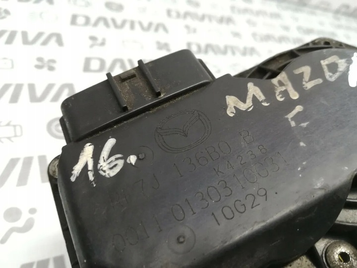 фото №9, Mazda 6 дросельна заслінка 2.0 di дизель 100kw 136 hp 1rf7j 136b0b 2002 салон