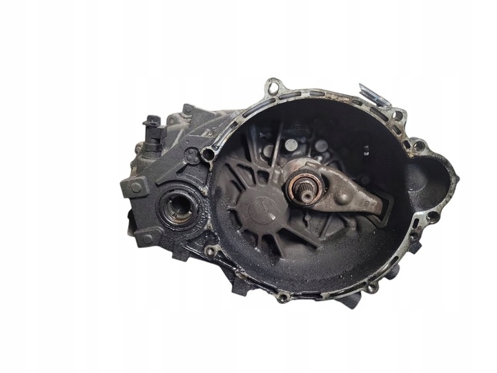 фото №1, Hyundai i40 2012 механічна 6-ступенева коробка передач коробки передач