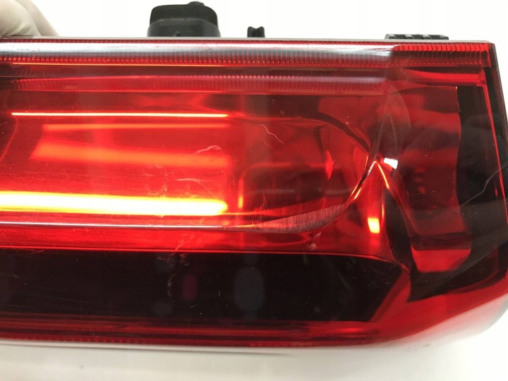 фото №13, Лампа зад права berlingo partner iv 4 combo e 9820555080