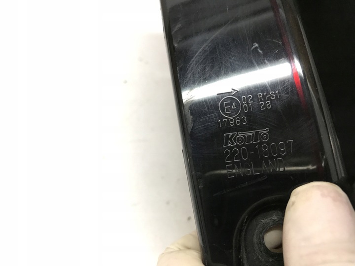 фото №11, Suzuki vitara iii 2015 лампа задня права європа 220-18097