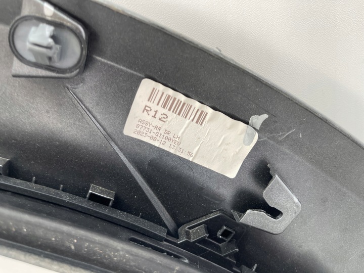 фото №9, Hyundai ioniq v 5 планка na двері ліва зад задня