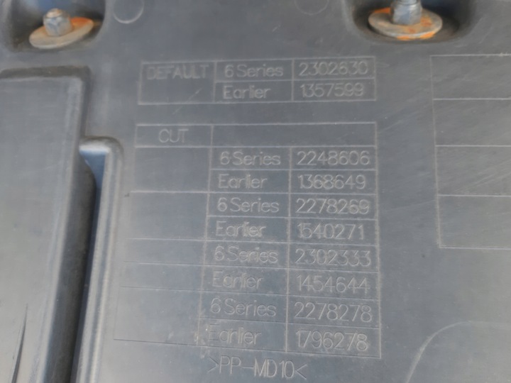 фото №7, Scania r крило лівий зад кронштейн тримач 2302630