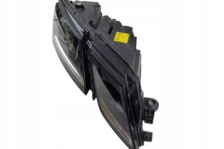 фото №16, Комплект лампа передних skoda octavia iii 5e3 7p5941591ah 2.0l дизель