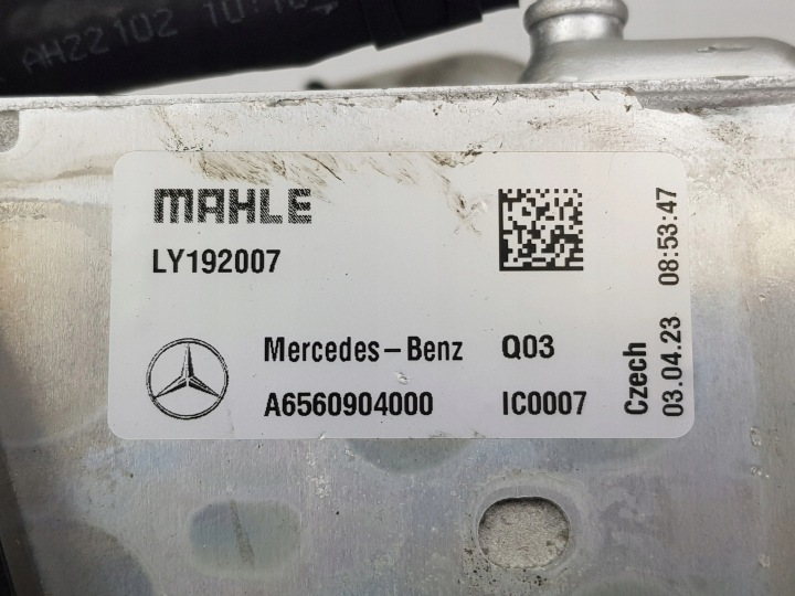 фото №9, Новая оригинальная радиатор воздуха интеркулер mercedes w223 a6560904000