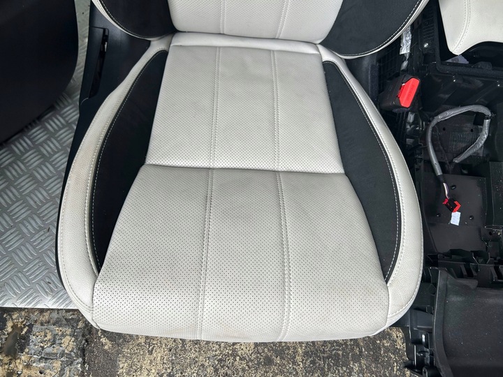 фото №9, Сиденье сиденья диван обшивки туннель range rover velar l560 европа