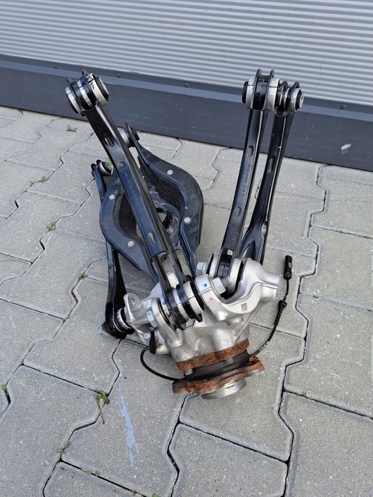 фото №8, Поворотна опора важелі праві зад bmw g20 g21 6899306 6878639 6878632