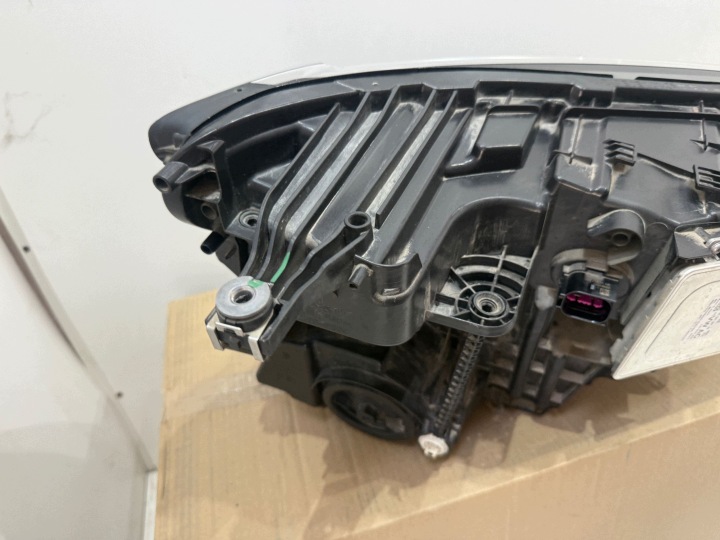 фото №11, Audi q6 e-tron 85h matrix полный led фара левая передняя 85h941039r