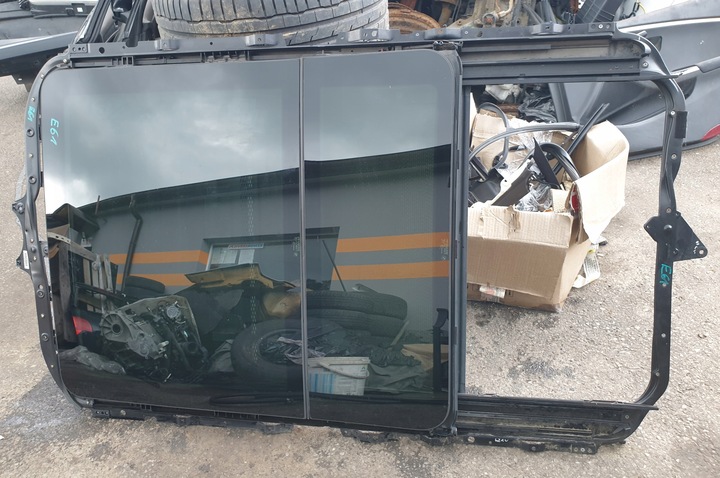 фото №7, Стекло люк панорамы bmw 5 e61 touring оригинальный номер малый