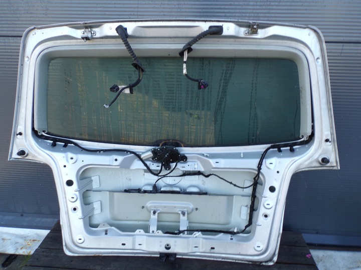 фото №12, Крышка багажника задняя volkswagen touran 1 i