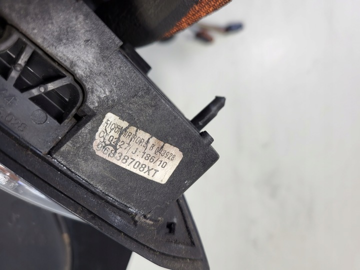 фото №8, Дзеркало праві перед передні 3008 6+2 pin 8 pin 96838708xt пошкоджений