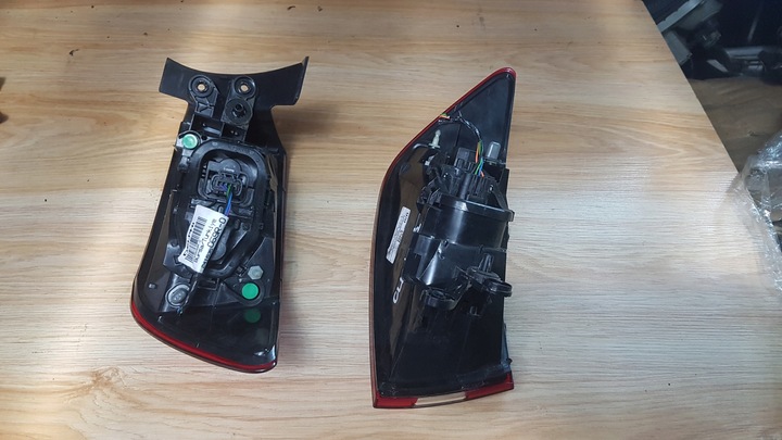 фото №7, Renault clio 4 лампа зад задня