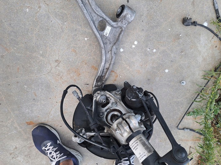 фото №4, Mercedes w247 поворотна опора права перед важіль комплект