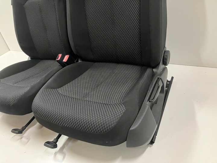 фото №5, Сиденья диван комплект ! passat b7 универсал