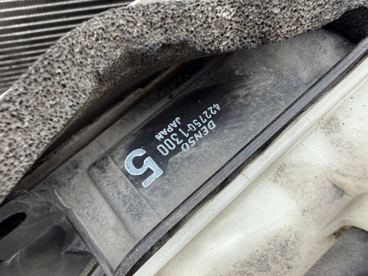 фото №7, Комплект радіатор toyota prius ii 2 03-09r 1.5b 4227501300