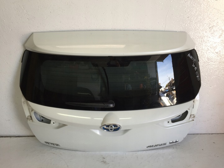 фото №4, Кришка багажника зад auris ii код 070 біла перлина , хетчбек