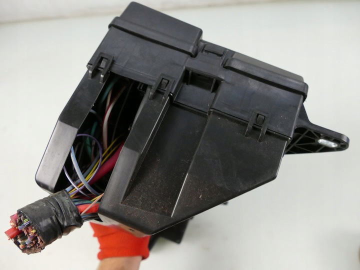 фото №10, Jaguar xf x250 3.0 td коробка предохранителей модуль